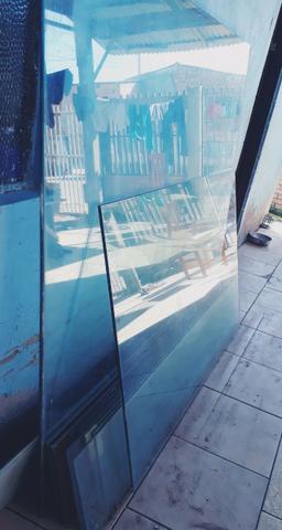 Portão vitrine semi novo barbada - Foto 4