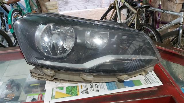 Par faróis originais saveiro cross g6