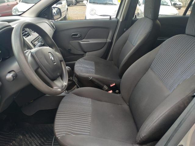 Renault Logan - Foto 10