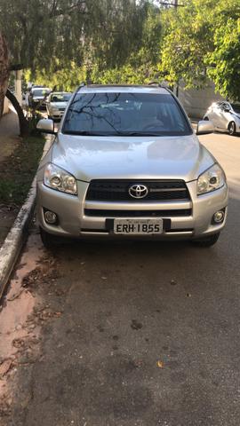 Carro blindado Rav4