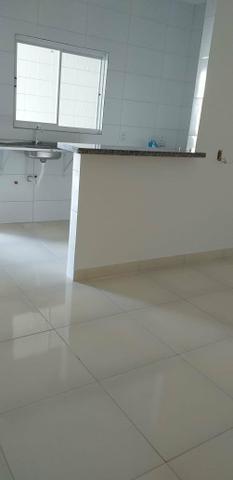 Aluga se apartamento de 1 quarto climatizada com ou sem mobilia. wats - Foto 2
