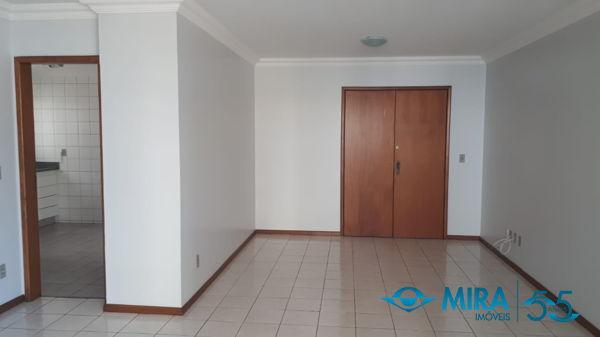 Apartamento com 3 quartos no Ed. Ione - Bairro Setor Bueno em Goiânia - Foto 5