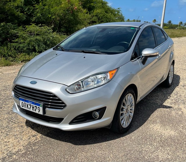 FIESTA SEDAN 1.6 TITANIUM AUT. 2014