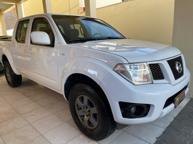 NISSAN FRONTIER S 4X4 2.5 2014