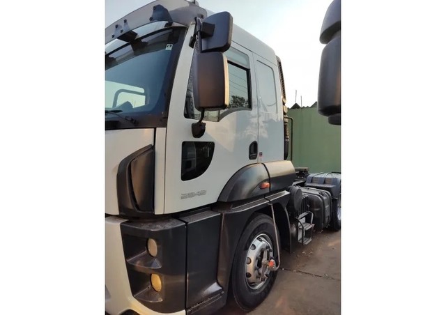FORD CARGO 2842