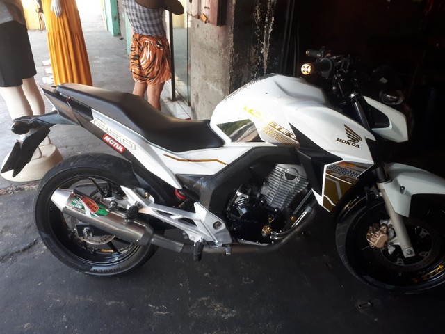 TWISTER 2016 TOP $11.400