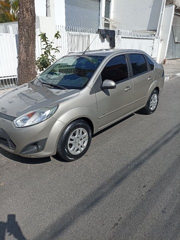 FORD FIESTA 1.6 SE COMPLETO