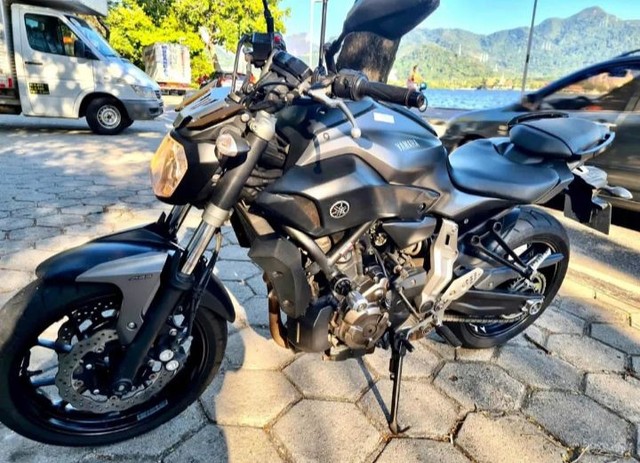 YAMAHA MT 07