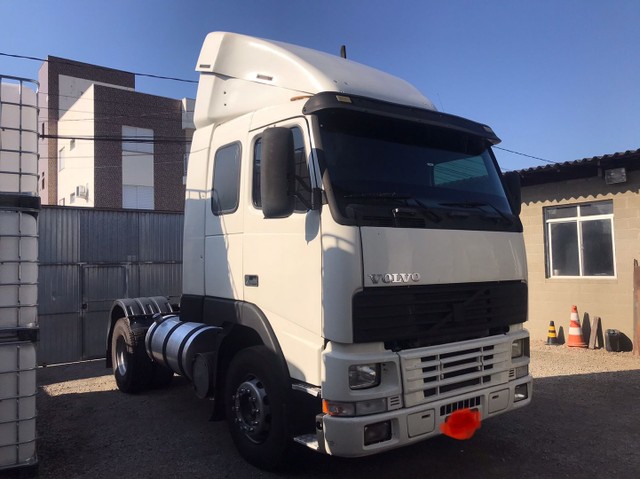 VOLVO FH 380 2002 COM AR