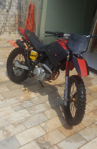 VENDO XT225 DE TRILHA