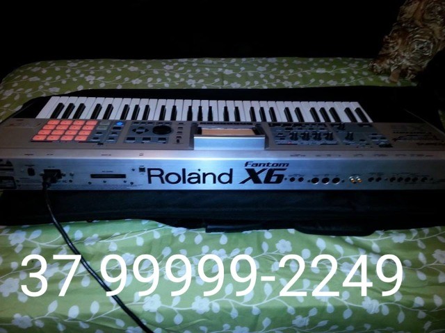 Teclado Roland Fantom X6 - Foto 4