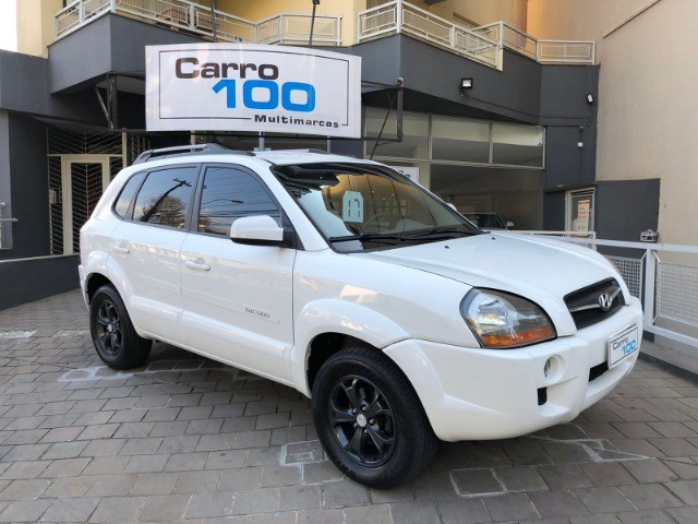 TUCSON 2.0 GLS AUT.+ MULTIMÍDIA