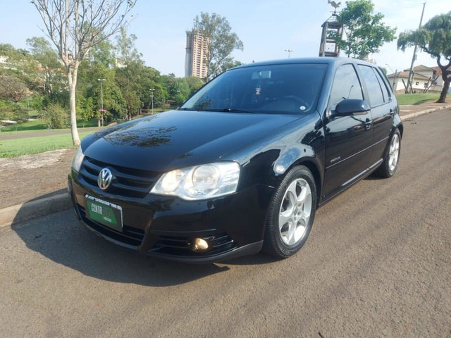 VOLKSWAGEN GOLF 1.6 SPORTLINE 8V FLEX 4P MANUAL
