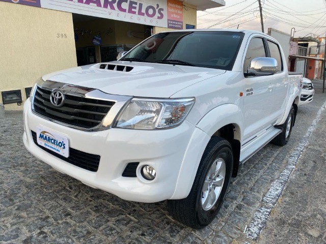 TOYOTA HILUX 2015 | DIESEL | 4X4 | SUPER EXTRA | IMPECÁVEL | ALTA PROCEDÊNCIA!