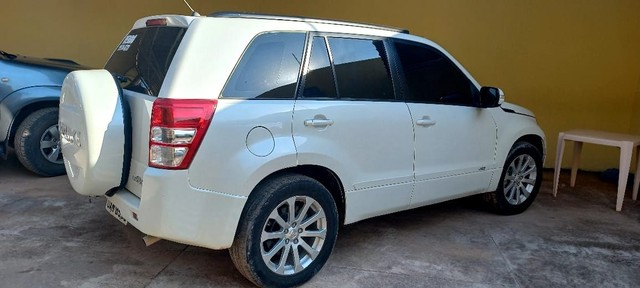 VENDO GRAN VITARA 13/14 O TOP.