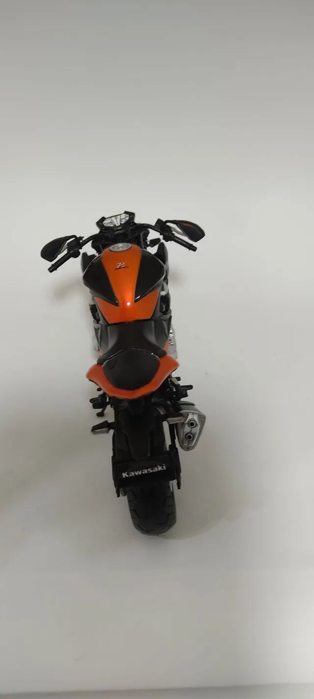 Kawasaki de brinquedo escala 1:12  - Foto 3
