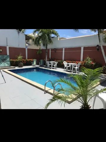 Vilas do Atlântico Temporada, piscina ao lado da Praia Casa 6/4 com ar