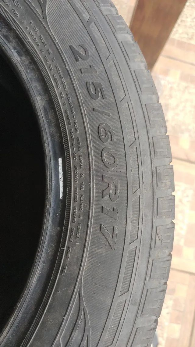 PNEUS GOODYEAR 215/60/17 - Foto 2