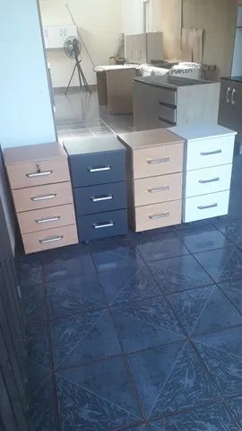 Gaveteiro Multiuso de 4 gavetas a primeira  com chave - Foto 3