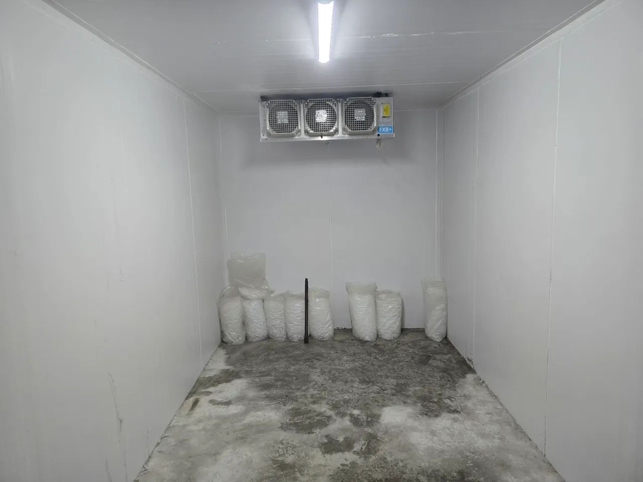 Câmera Frigorífico 5x3