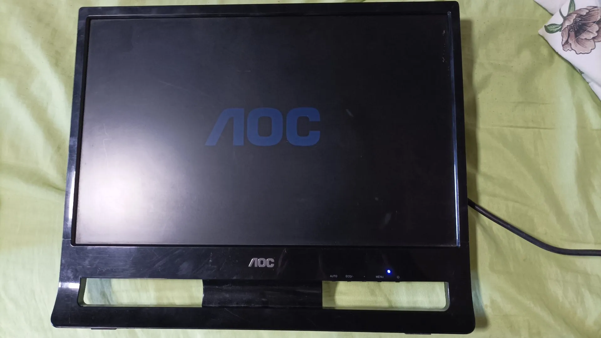 Monitor AOC 19" em ótimo estado