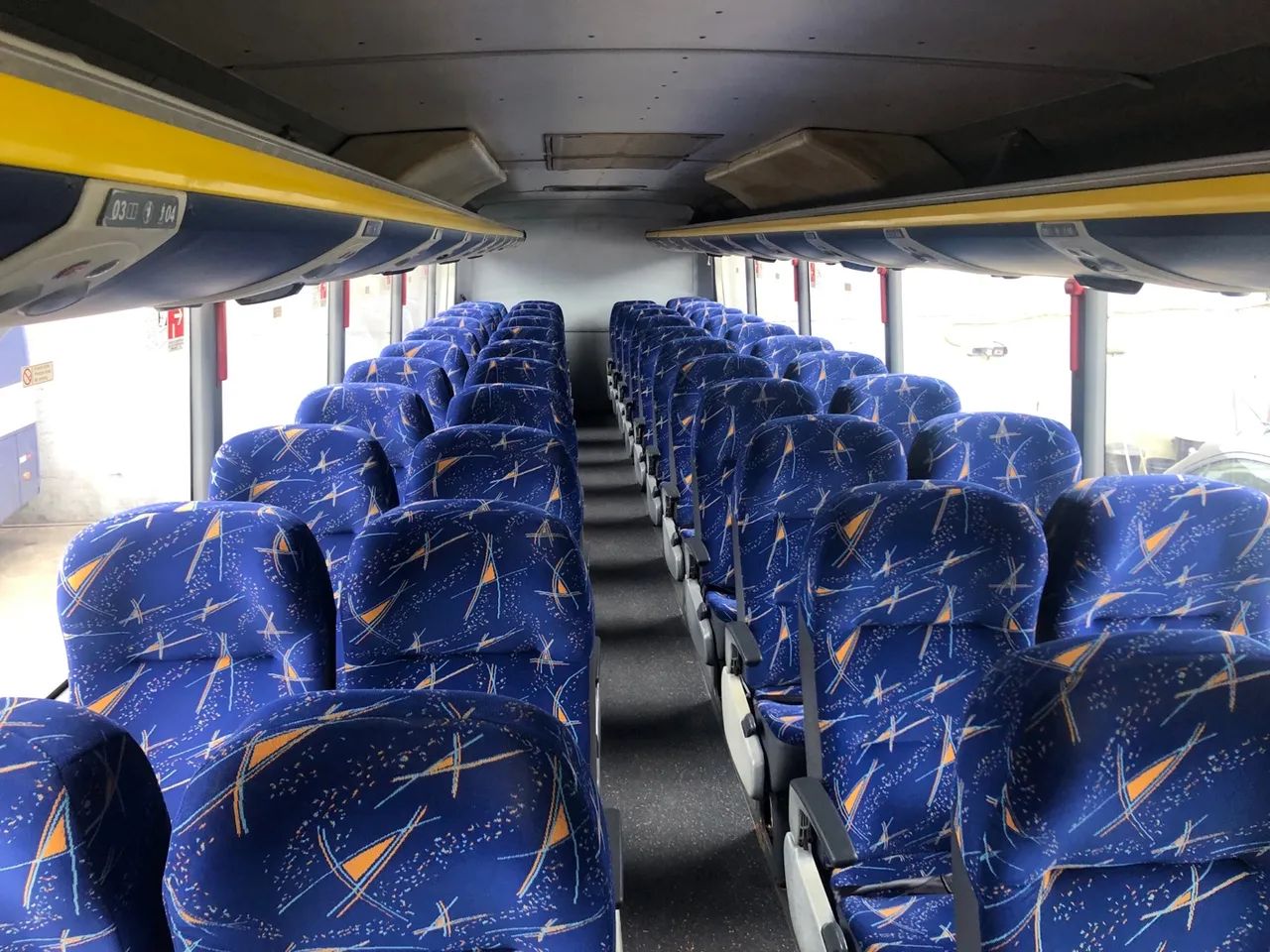 ÔNIBUS RODOVIÁRIO 46 lugares  - Foto 3