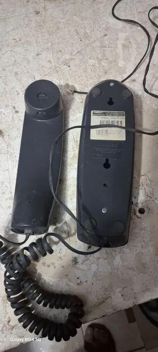 Par de Telefones Fixos - Ótimo Estado