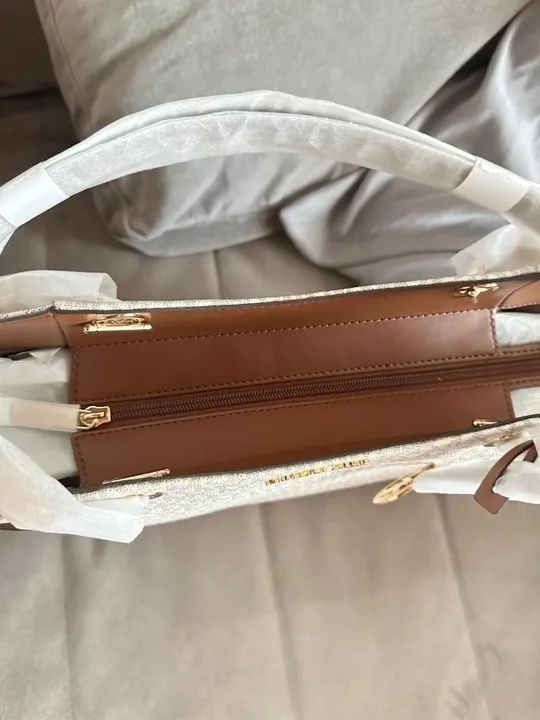 bolsa michael kors jet set monograma marrom - Foto 3