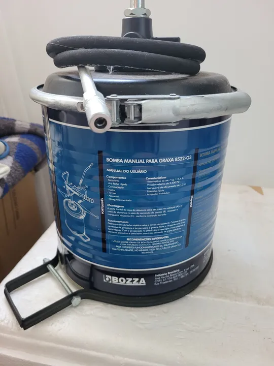 Bomba Manual para Graxa 8522-G3 Bozza