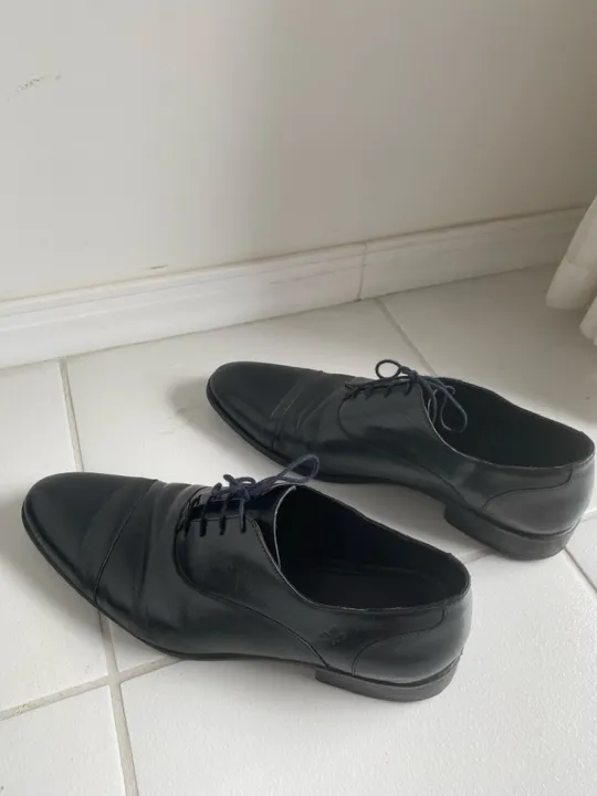 Sapatos sociais pretos