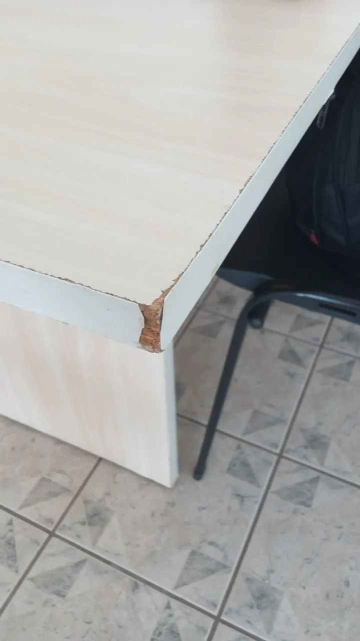 Mesa de escritório GRANDE - Foto 2