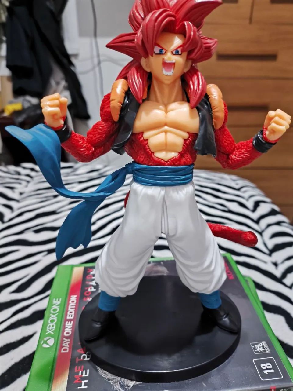 Action Figure Gogeta SSJ4 - Dragon Ball - Foto 3