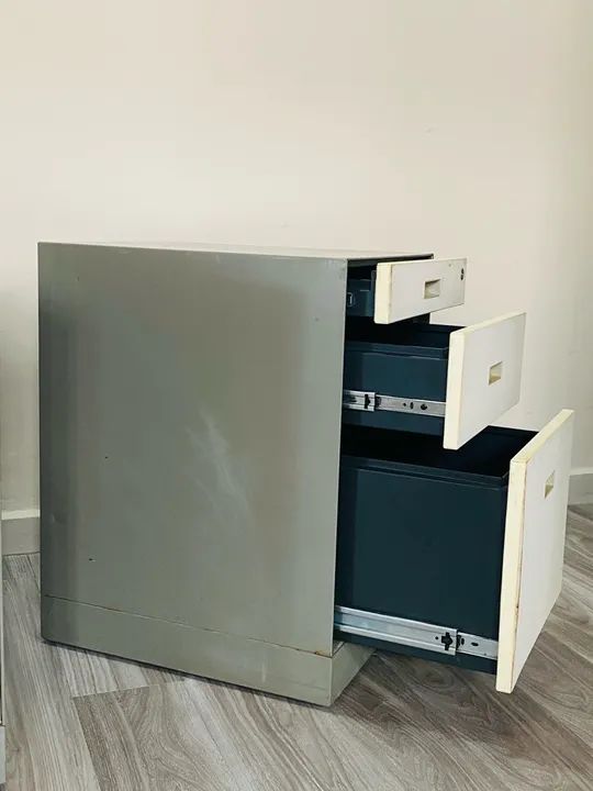 Gaveteiro aço cinza e branco  - Foto 5