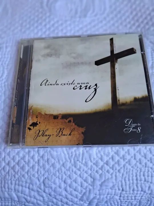 Ainda Existe Uma Cruz (Play-Back) - Diante do Trono 8