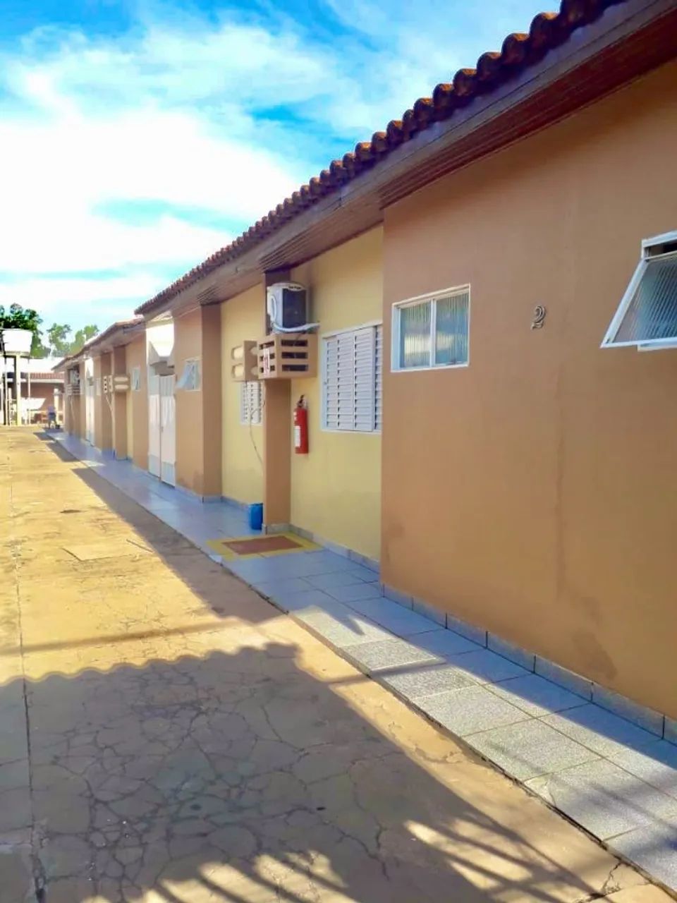 Aluga-se Kitnet com excelente localização na região do Coxipó - Foto 3