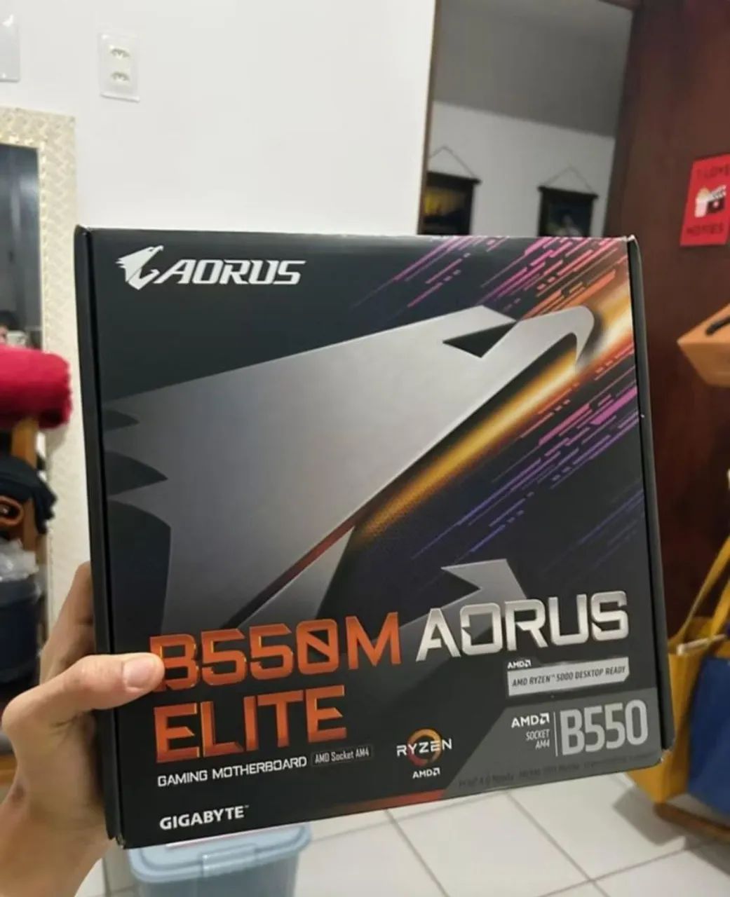 Placa-Mãe Gigabyte B560M Aorus Elite - Foto 2