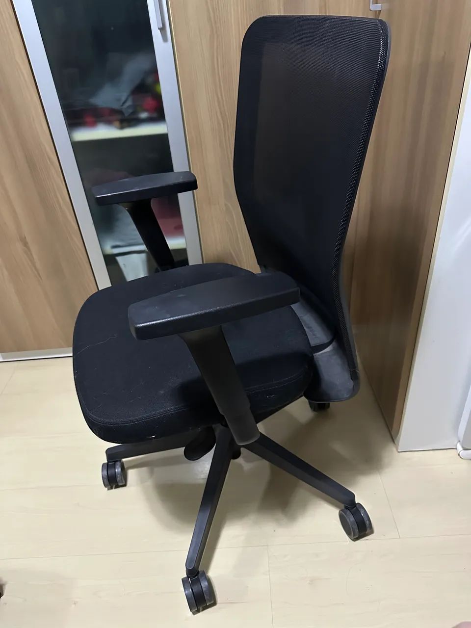 Cadeira de Escritório Tecton All Black - FlexForm65048980646402124