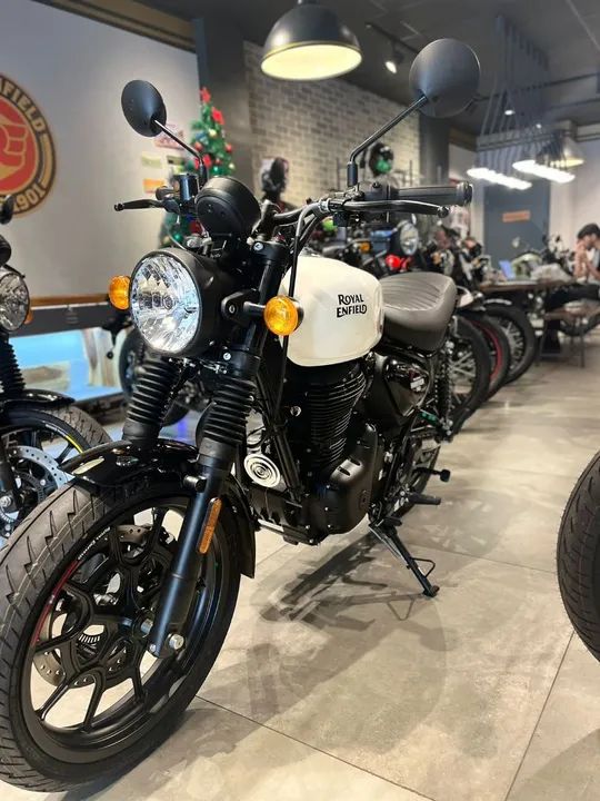 Hunter Dapper Withe 350cc - Amanda  - Foto 3