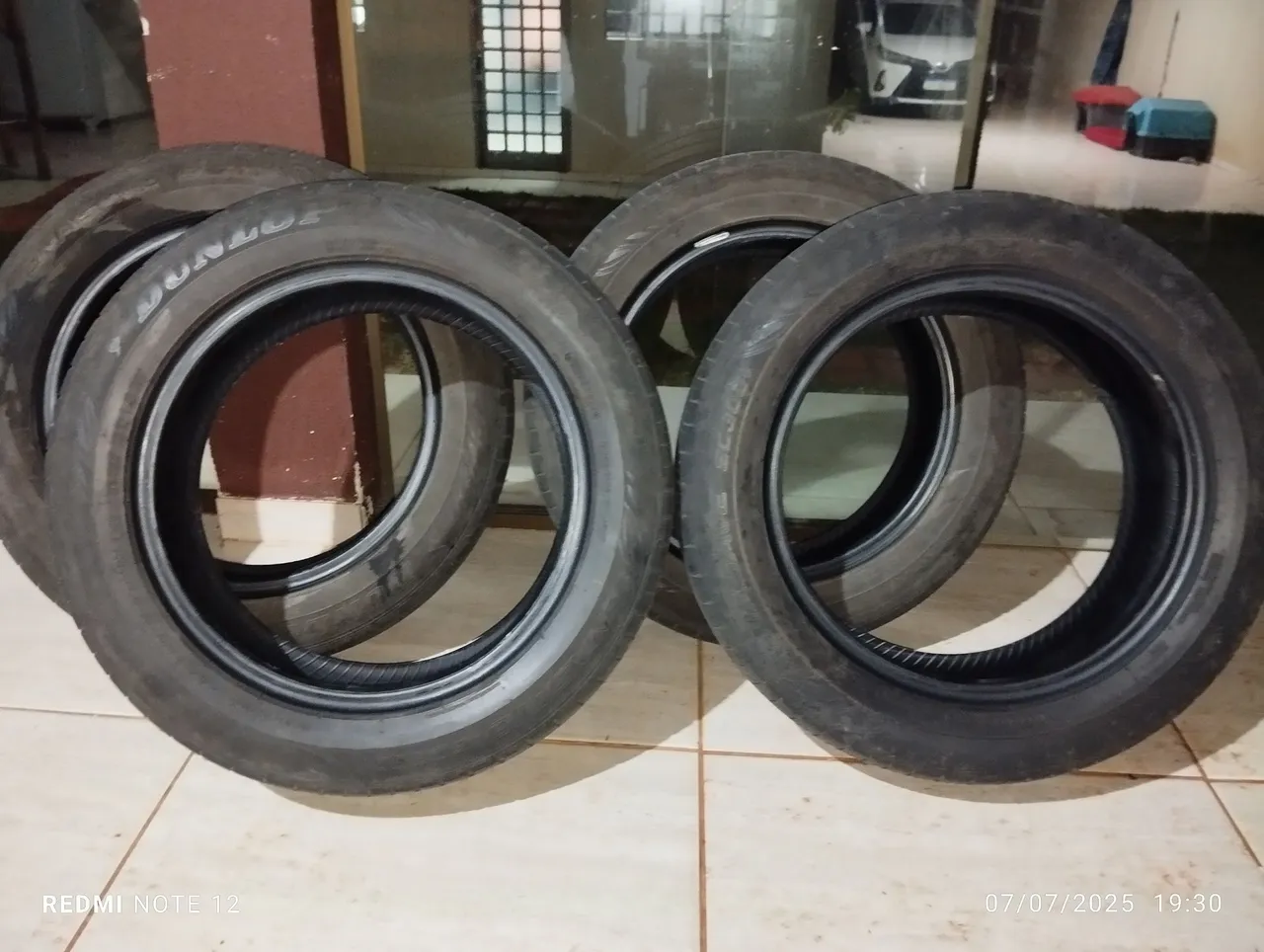 Jogo de Pneus 185/60 r 15