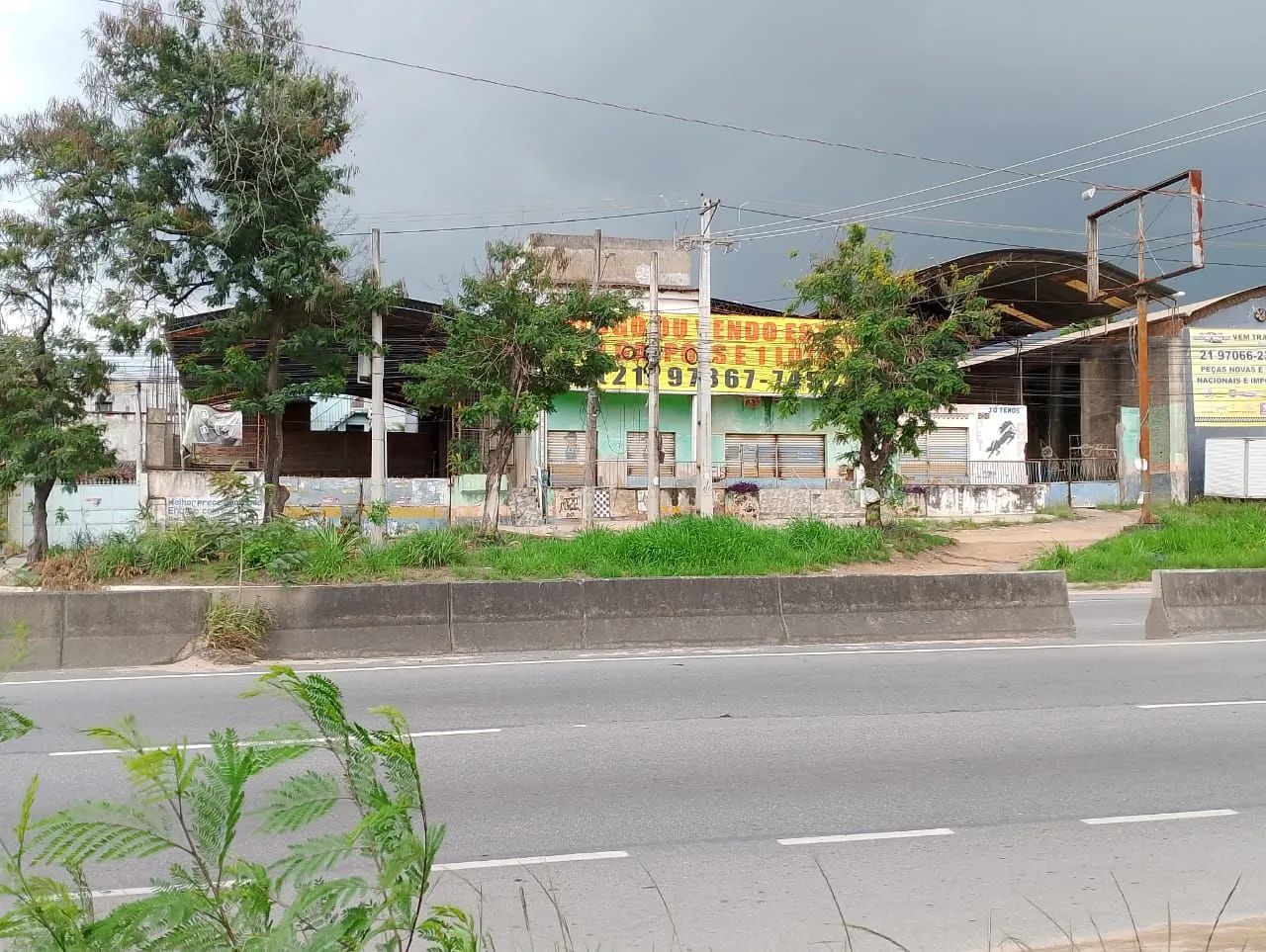 ALUGO OU VENDO EXCELENTES GALPÕES.          - Foto 2