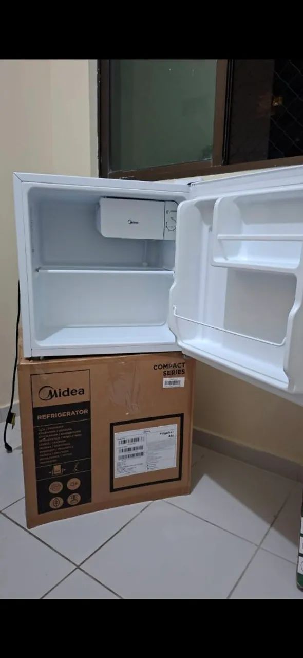 Vende-se frigobar novinho. Valor R$ 700 REAIS - Foto 2