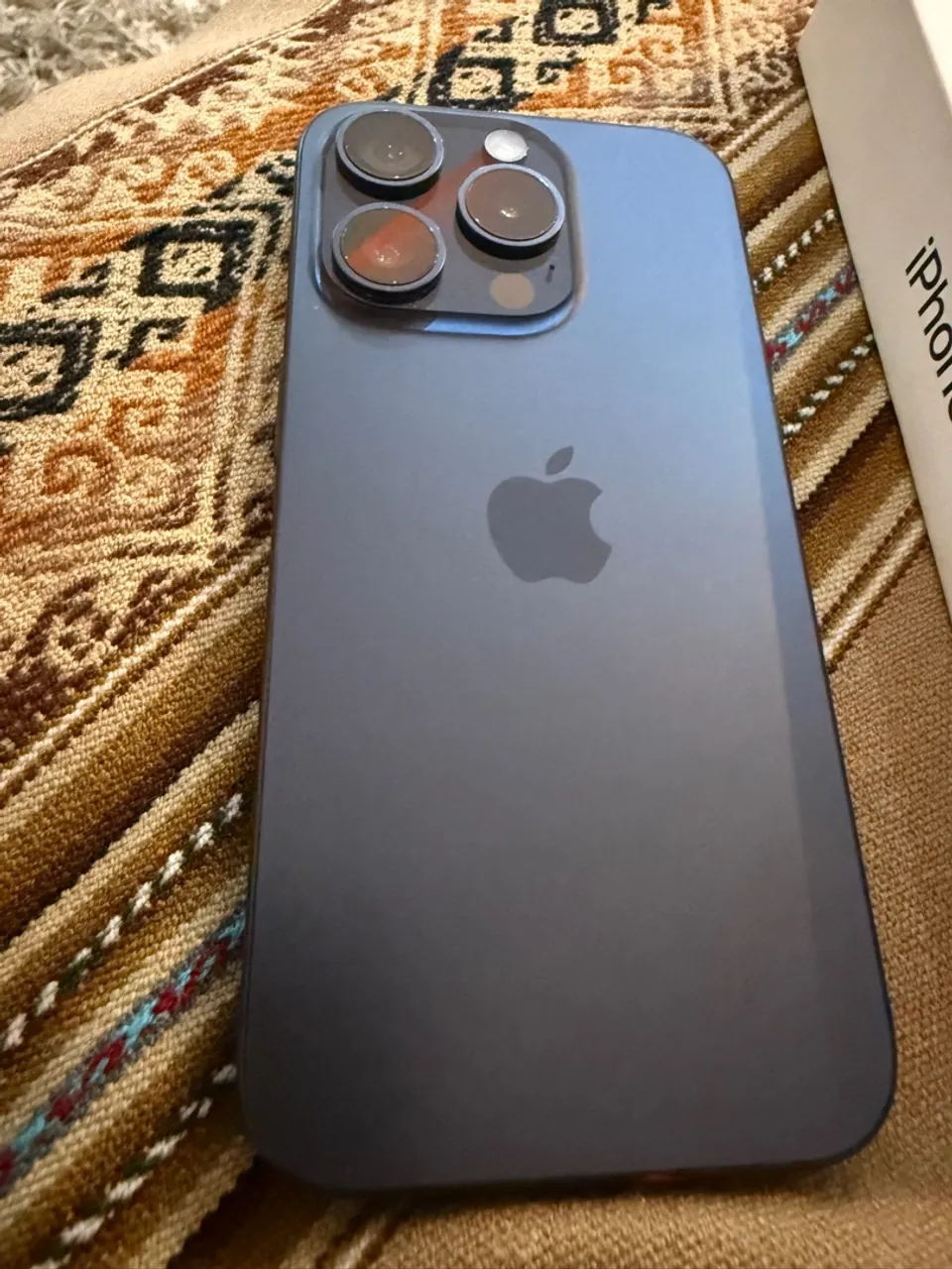 iPhone 15 pro Max 256 - impecável