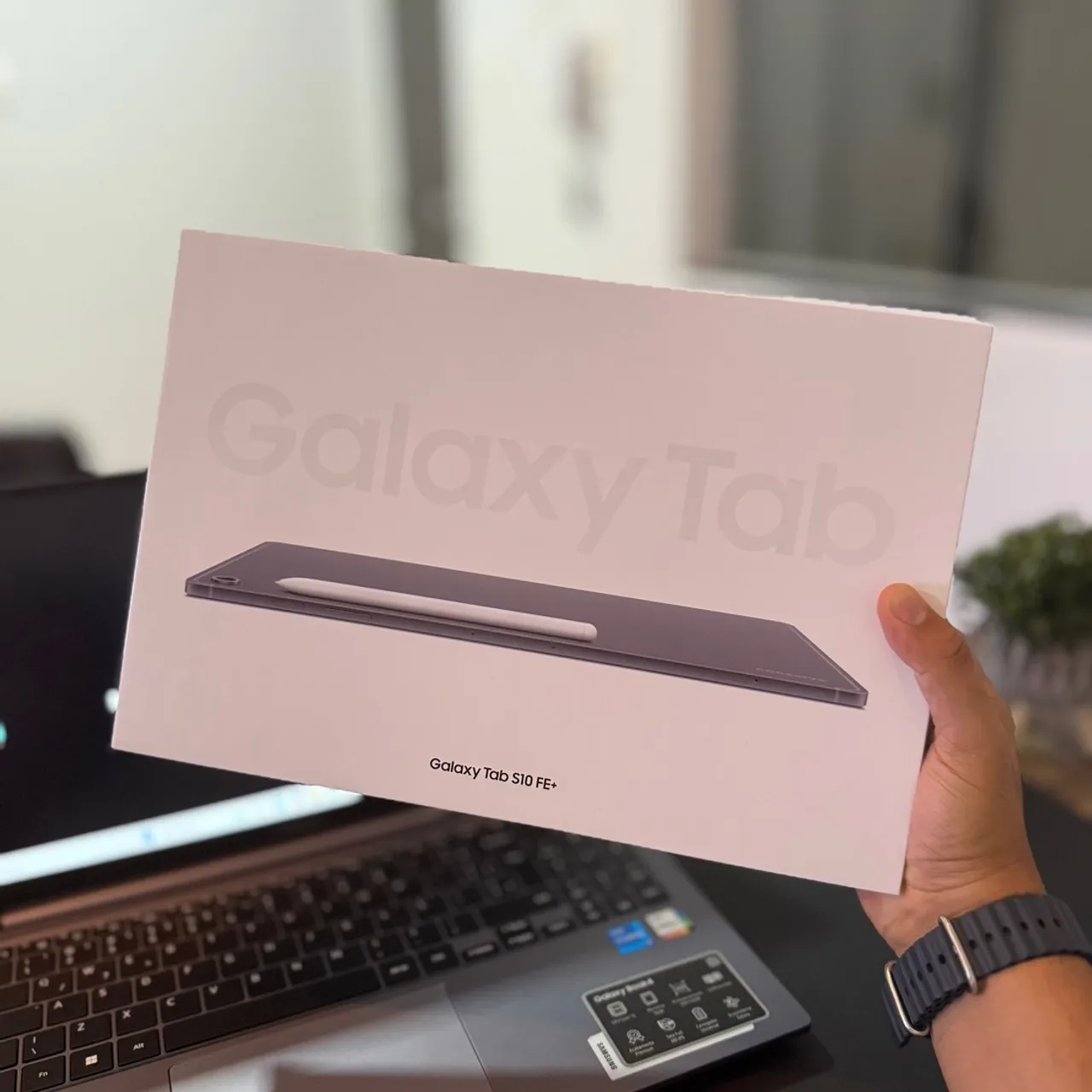 Galaxy Tab S10 Fe Plus + S Pen e capa (Lacrado)