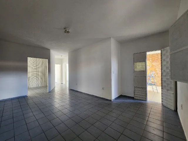 Vendo 02 Casas Independentes no preço de 01- Ideal para Moradia ou Investimento - Foto 5