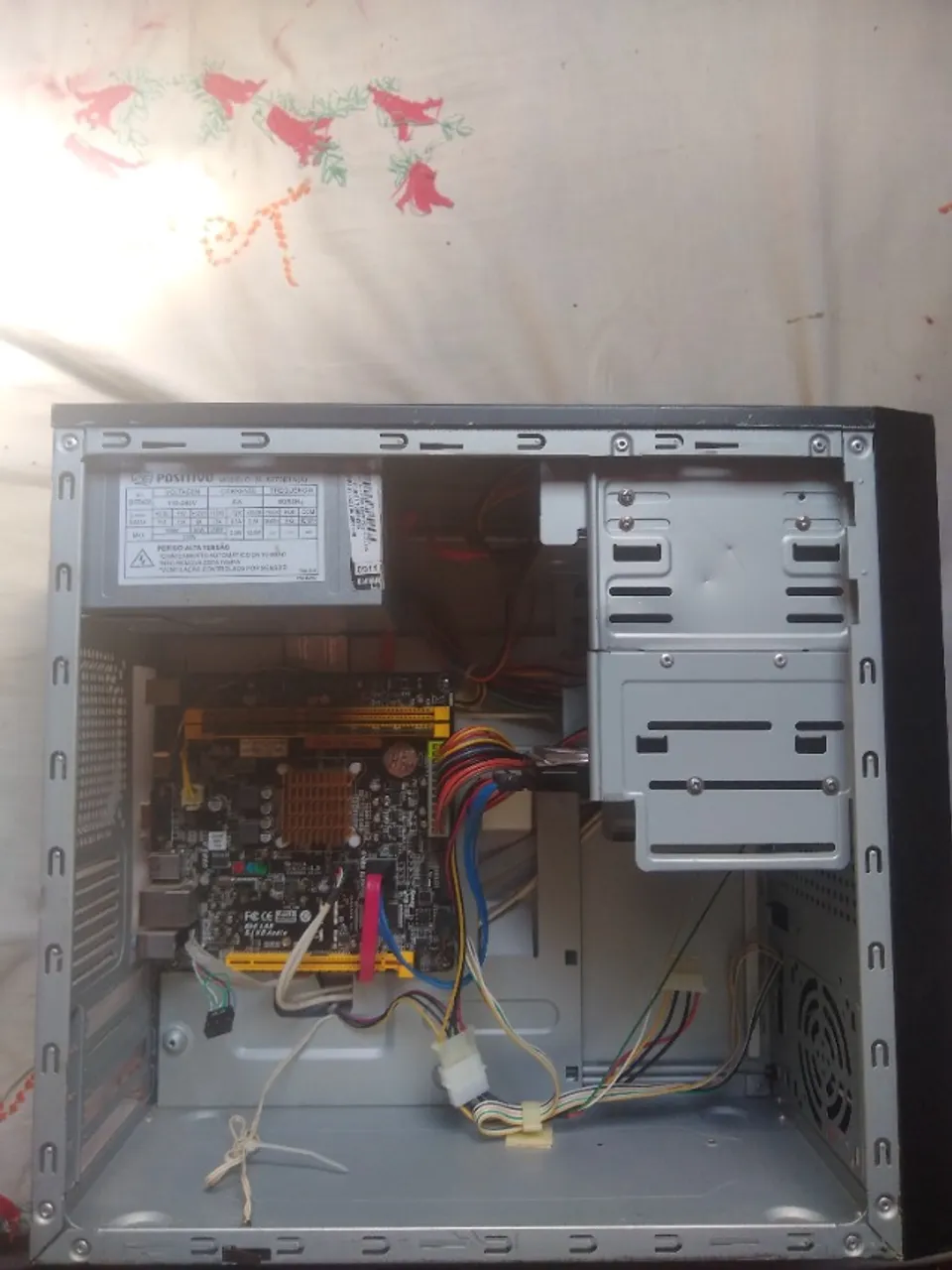 PC Completo para Escritório e Estudos - 8GB RAM