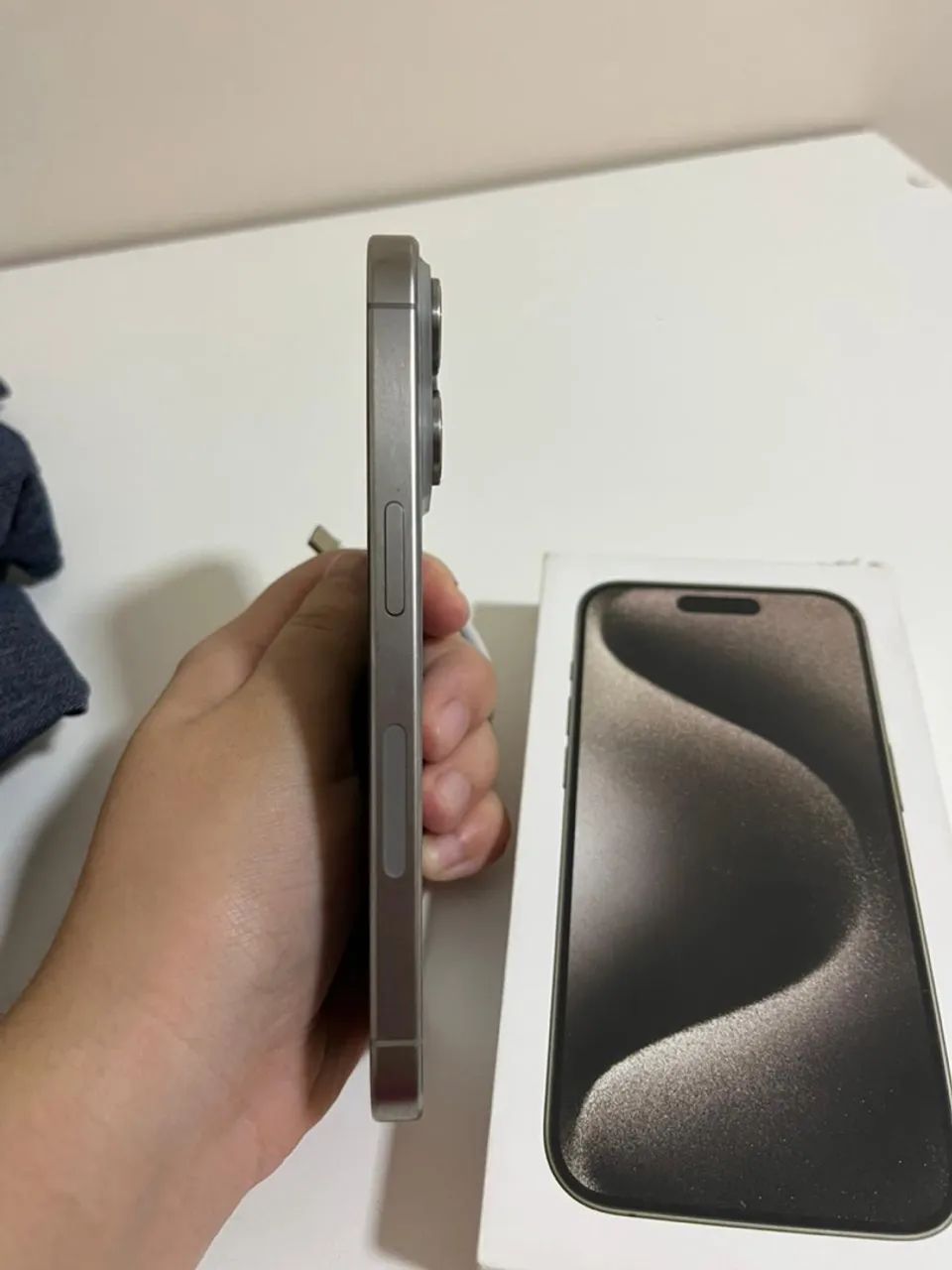 iPhone 15 pro  - Foto 2