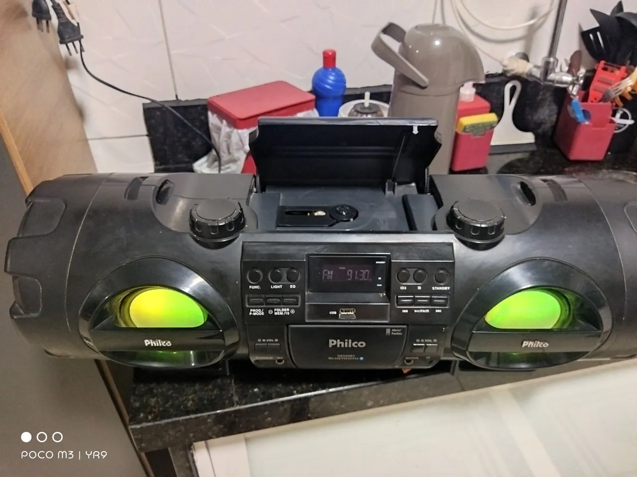 Som Philco com Bluetooth e CD Player