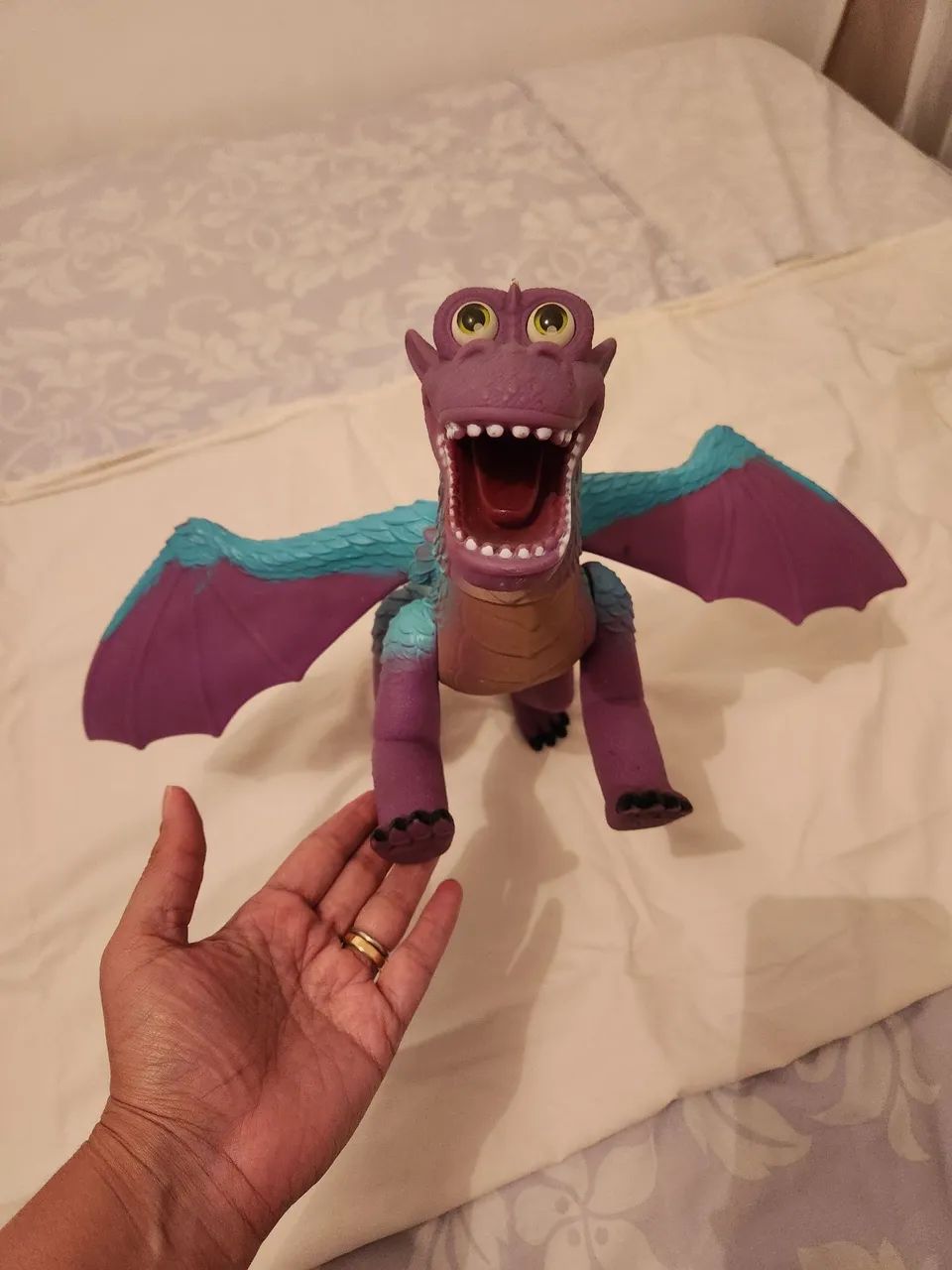 Dragão Amigo - Dinossauro com asas e som