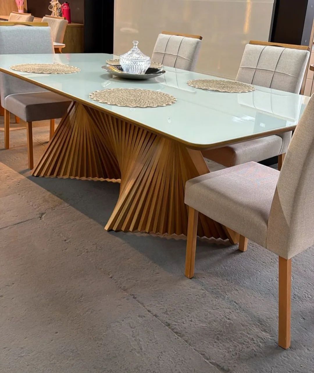 Mesa de jantar 2.0 metros 