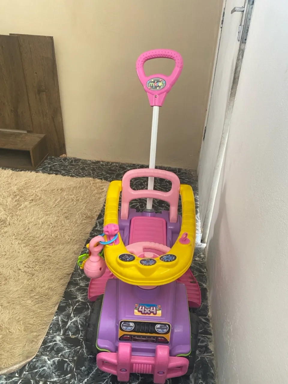 Carrinho de passeio infantil 4x4
